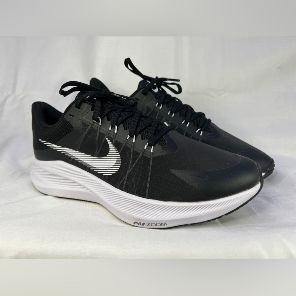 Size 10.5 - Nike Winflo 8 Black White 2022